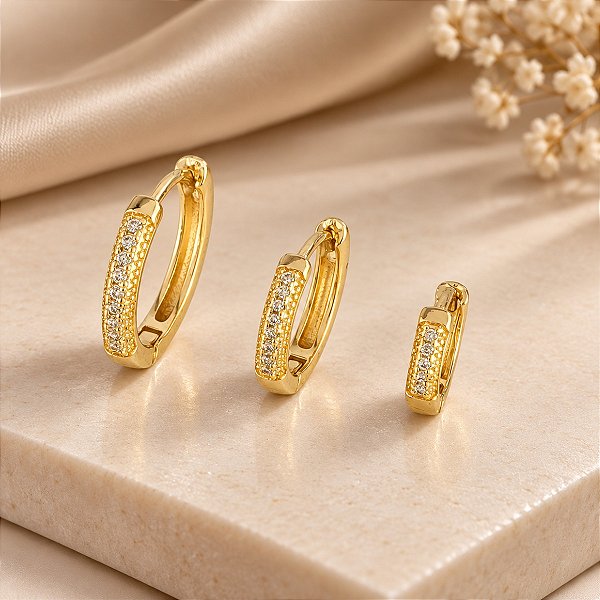 Brinco de Argola Banhado a Ouro Com Zircônias Bijou Art