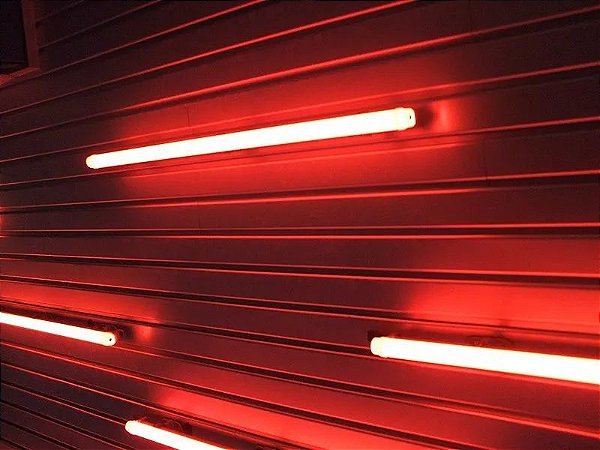 LAMPADA TUBULAR 18W 120CM VERMELHO - Liga dos dois lados
