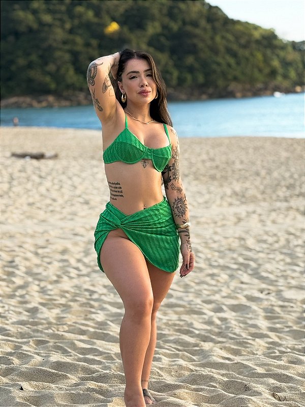 BIQUÍNI E SAIA PRETTY VERDE