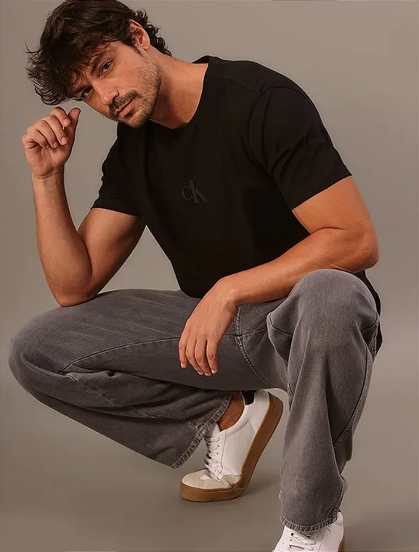 Camiseta mc ckj masc branca Calvin Klein ckjm124