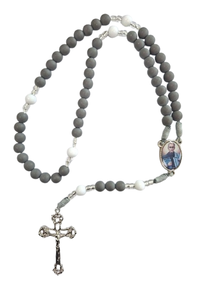 Terço acrilico São Maximiliano Kolbe