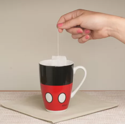 CANECA DE PORCELANA ROUPA DO MICKEY 350ML DISNEY - NDI