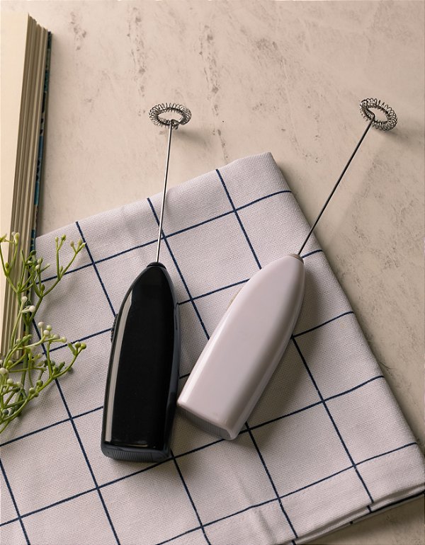 MINI MIXER ELÉTRICO PARA BEBIDAS - LYOR