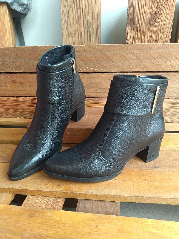 280501-05 BOTA FEMININA