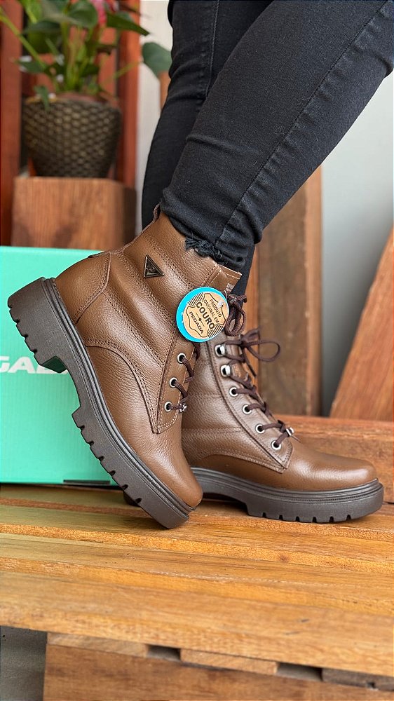 282402-05 BOTA FEMININA