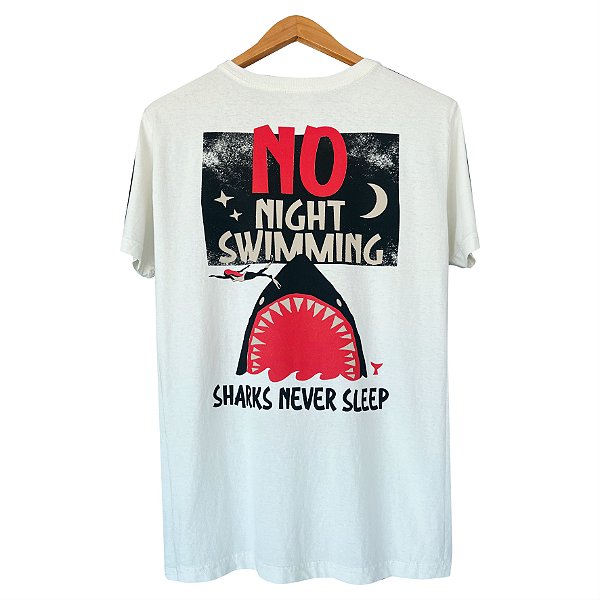 Camiseta Tubarão