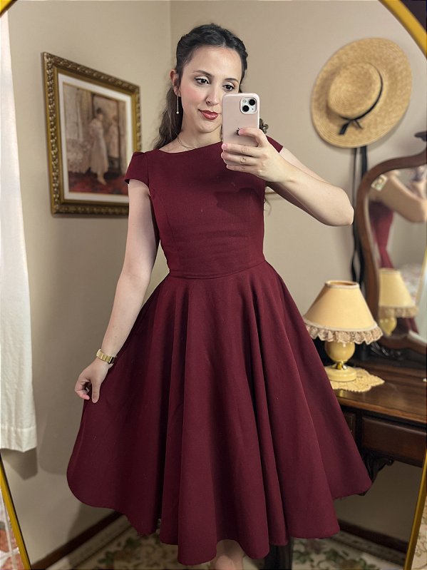Vestido de Linho Audrey (Merlot)