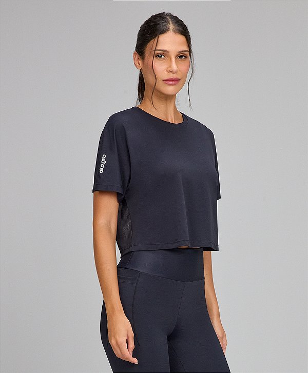 T-Shirt Feminina Cropped Tule Costas Alto Giro