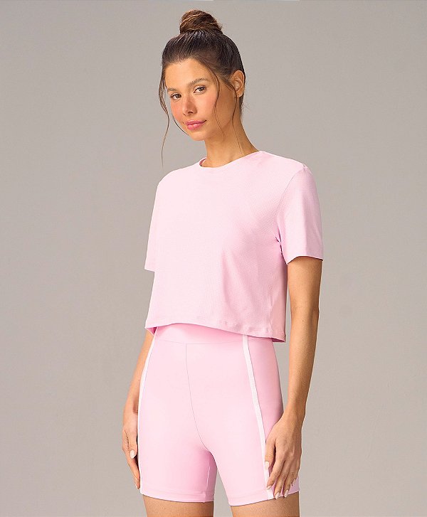 Tshirt Feminina com Avertura e Estampa Alto Giro