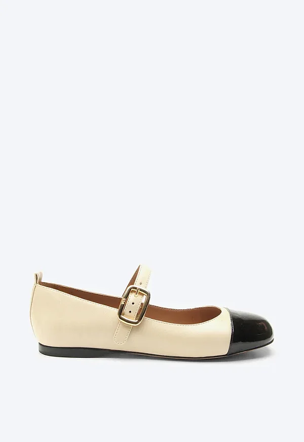 Sapatilha Feminina Bea Fechada  FIvela Vicenza Nude