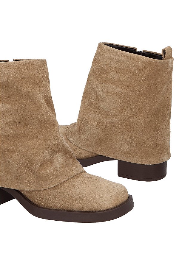 Bota Feminina  Camurça Cano Curto Sobreposto  Luiza Barcelos Fendi