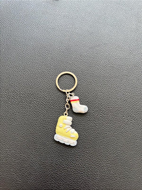 Chaveiro Patins - feito a mão / cód: 06