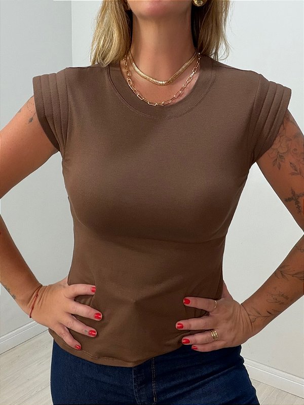 BLUSA MUSCLE TEE MARROM (AR25-2610)