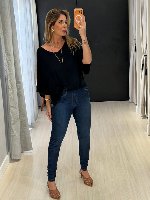 BLUSA LIVIA PRETA (AR26-394)