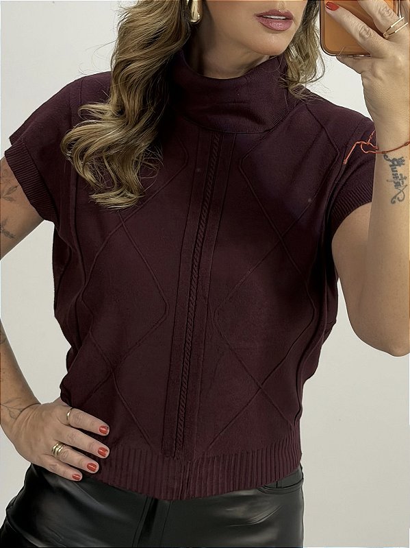 BLUSA AGATHA BETERRABA (AR26-912)