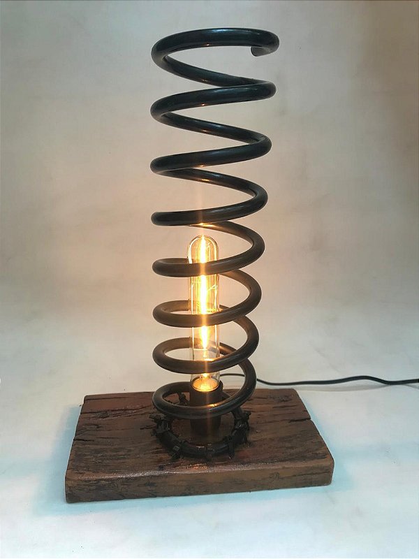 Luminária Mola de Caminhão