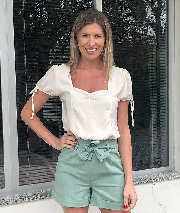 short de linho verde