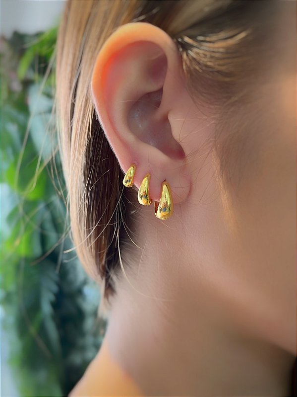 Trio Brinco Argola Click  Banho Ouro com camada 2 Milésimos e Verniz - 3 Pares P M G