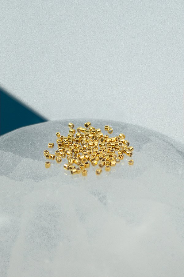 Entremeio Redondo Liso 2X2Mm Ouro - 100 Pçs