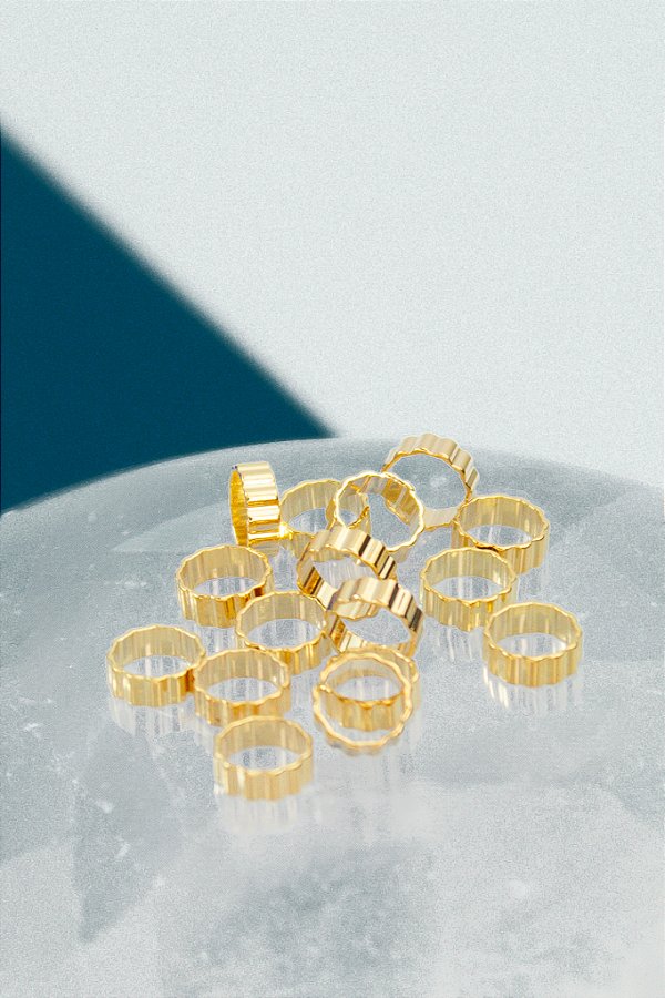 Entremeio Redondo 5Mm Ouro - 50Pçs