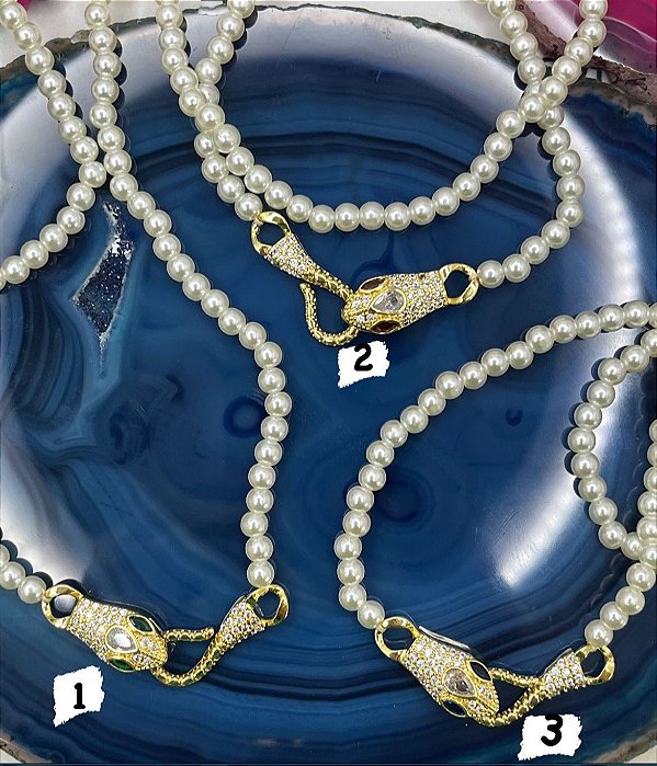 Colar Perola E Fecho Cravejado 45Cm - Semijoia - Banho De 03Milesimos De Ouro 18K - 01 Unid