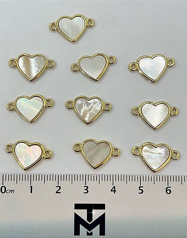 Pingente Coracao De Madreperola Com 2 Saidas - Banho De 03 Milesimos De Ouro 18K - 01 Unid