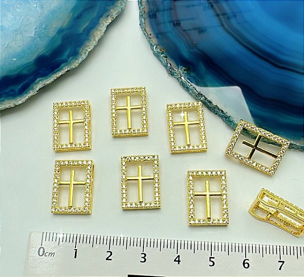 Escapulario Cruz Cravejado - Banho De 03 Milesimos De Ouro 18K - 01 Unid