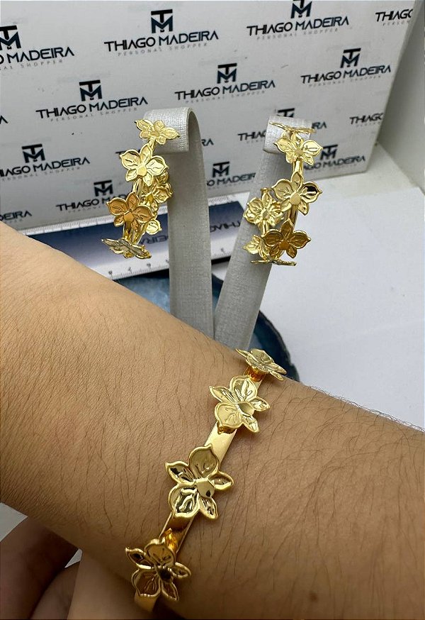 Conjunto Flor - Brinco + Bracelete - Banho 02 Milesimos De Ouro 18K