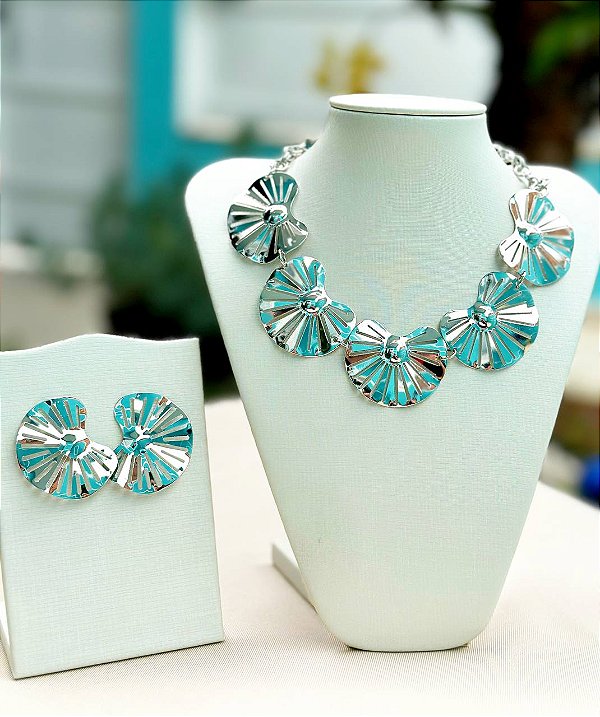 Conjunto Flor Brinco E Colar Prateado