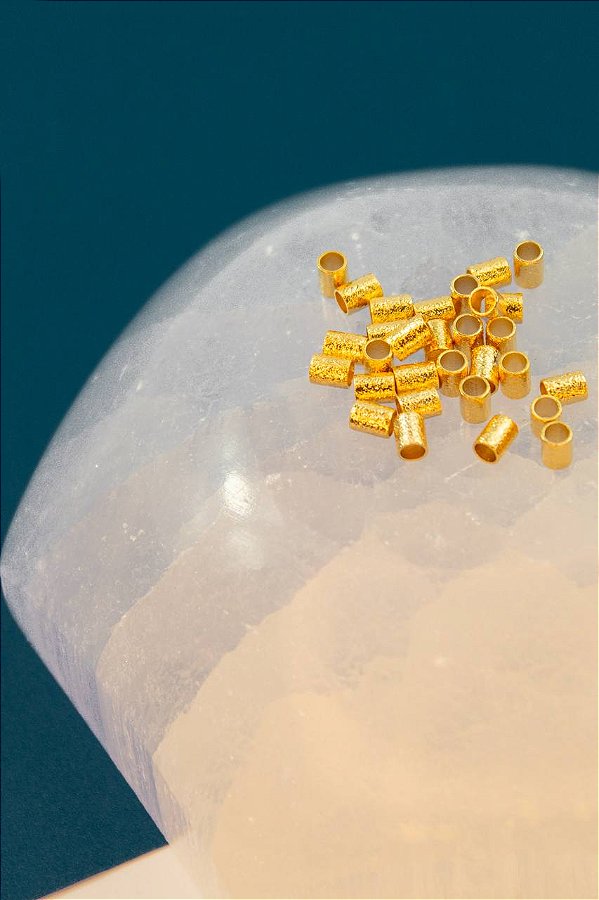 Entremeio Tubo 4X3Mm Lixado Ouro - 100 Pçs