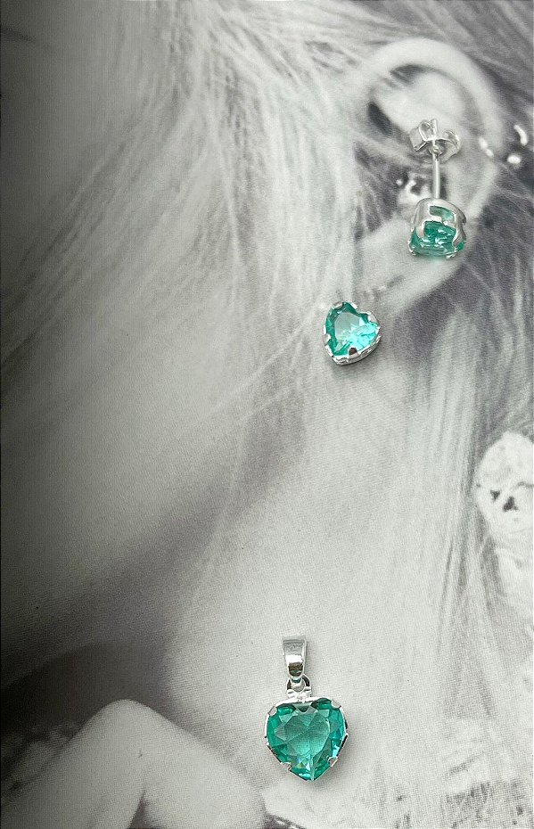 CONJUNTO PRATA CORACAO VERDE TURQUEZA - BANHO PRATA 925 COM 50 MILÉSIMOS CAMADA E VERNIZ - BRINCO E PINGENTE