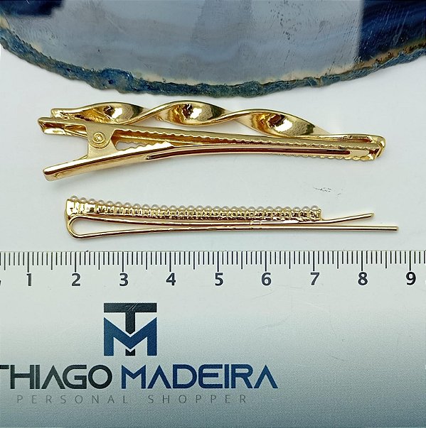 KIT BICO DE PATO METAL TORCIDO E GRAMPO DE PEROLA  OURO - 1 PAR