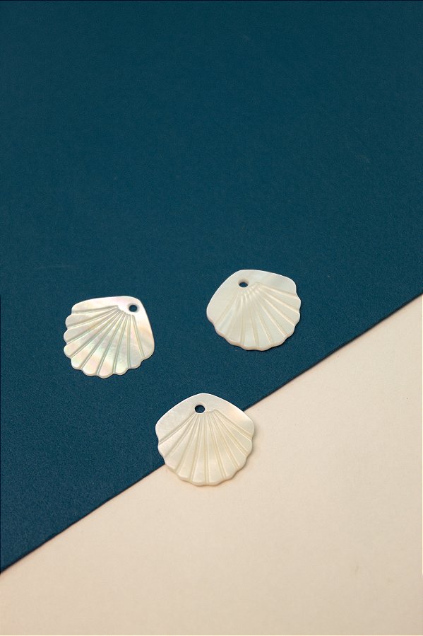 Pingente Concha Madreperola - 01unid