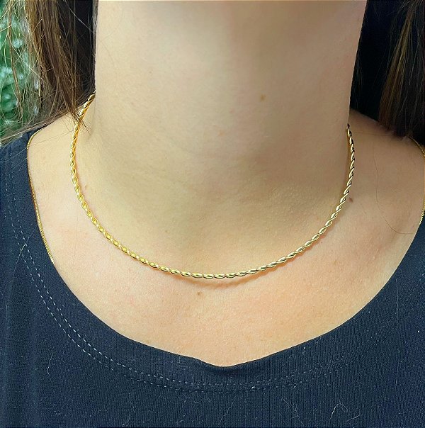 Choker torcida tipo Aro banho ouro camada 2 milésimos com verniz - aro em latão - com extensora / alongadora - 1 unidade