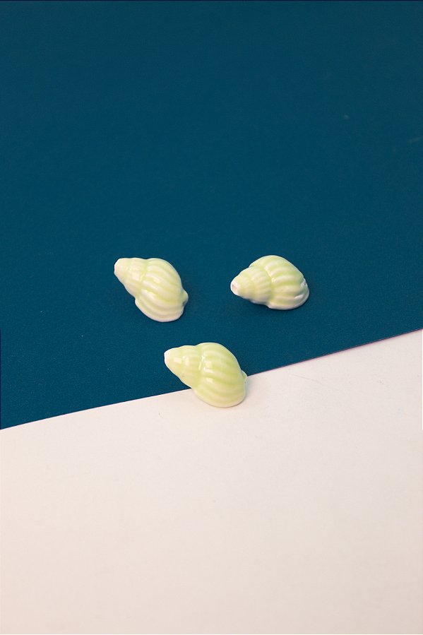 Pingente Concha Ceramica - 01 Und