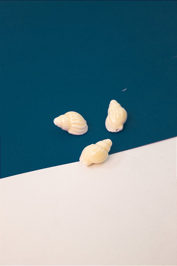 Pingente Concha Ceramica  - 01 Unid