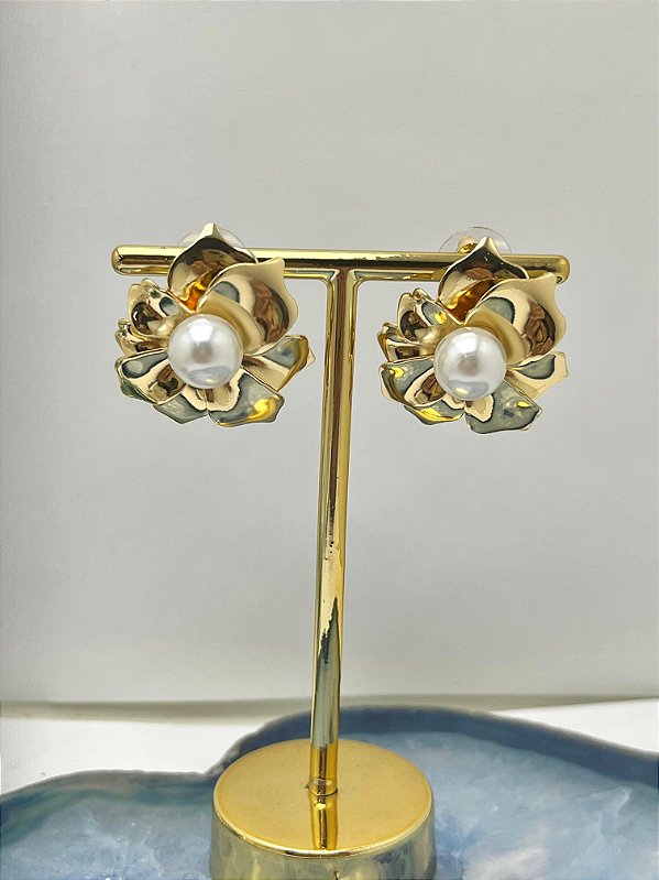 Brinco Flor Perola banho ouro com tarraxa - 1 par