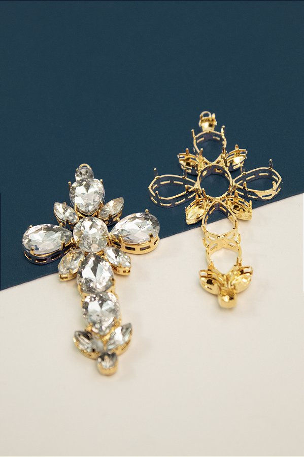 Pingente Religioso Caixaria Cruz Ouro - 01 und