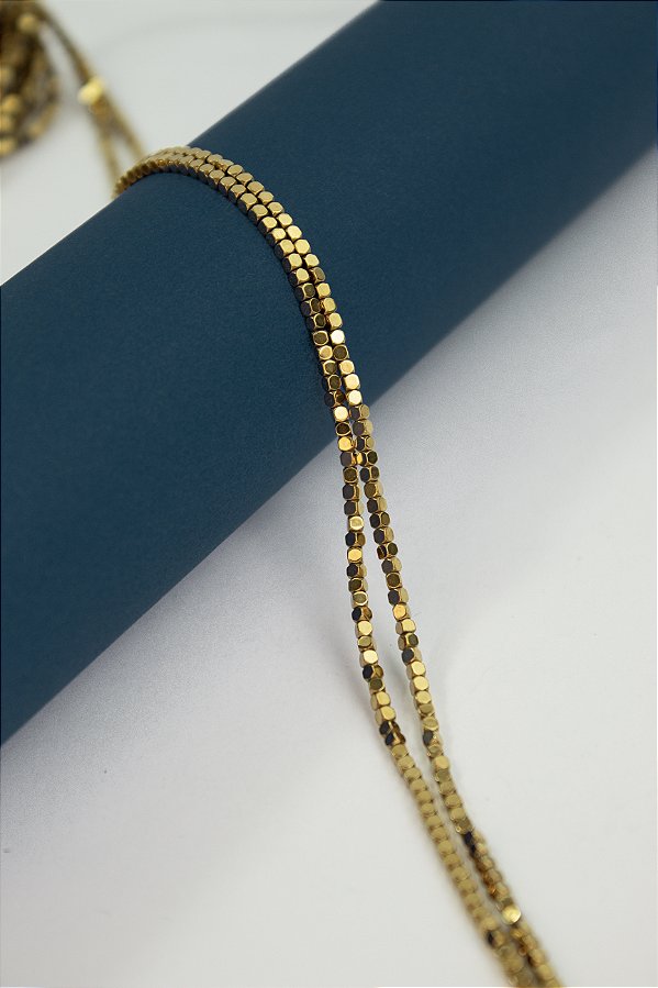 Fio Hematita Dourado Quadrado 2x2mm - O Fio