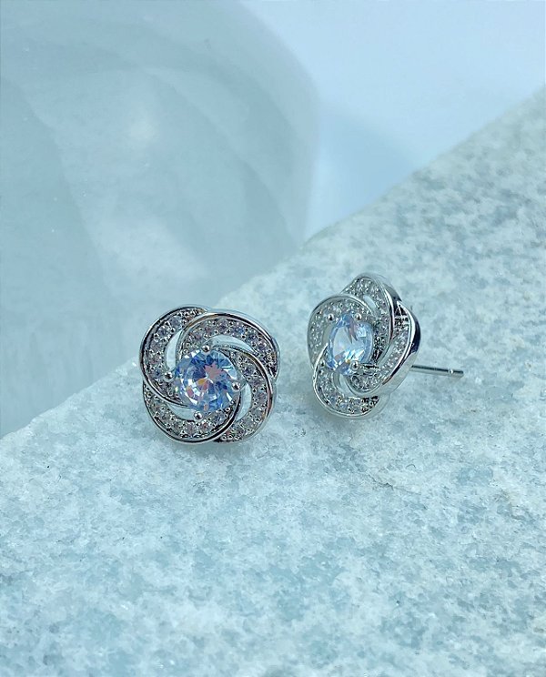 Brinco Flor Cravejado zirconia cristal banho niquel diamante - com tarraxa - 1 par