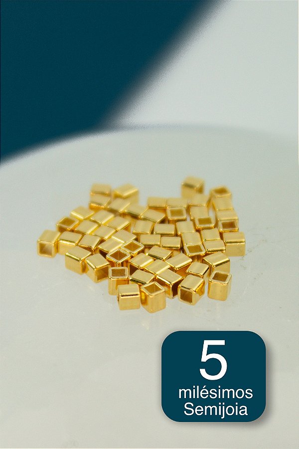 Entremeio Quadrado 2X2Mm Liso Ouro - 5 milesimos - 100 Pçs