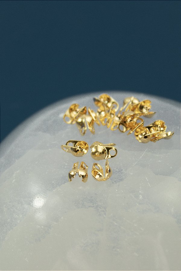 Tips Bolinha Lateral 8x4mm Ouro - 50 Pçs