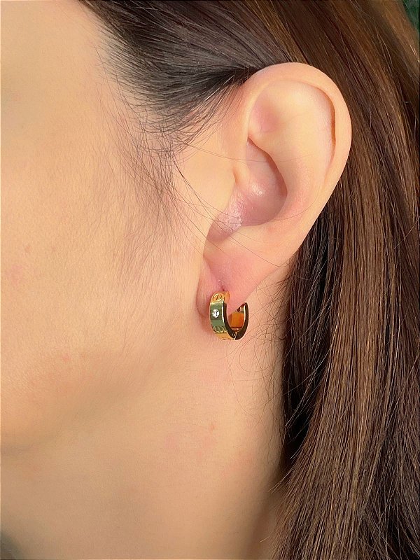 Brinco argola com zirconia 15 mm - AÇO INOX DOURADO - 1 par - ANTIALERGICO - NAO ESCURECE NUNCA