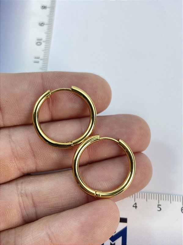 Brinco Argola 23mm - Aço inox dourado  - tipo click - 1 par