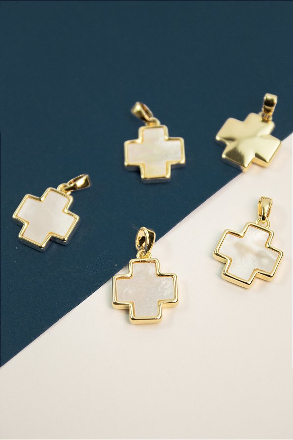 Pingente Cruz Madreperola - 01 Unid