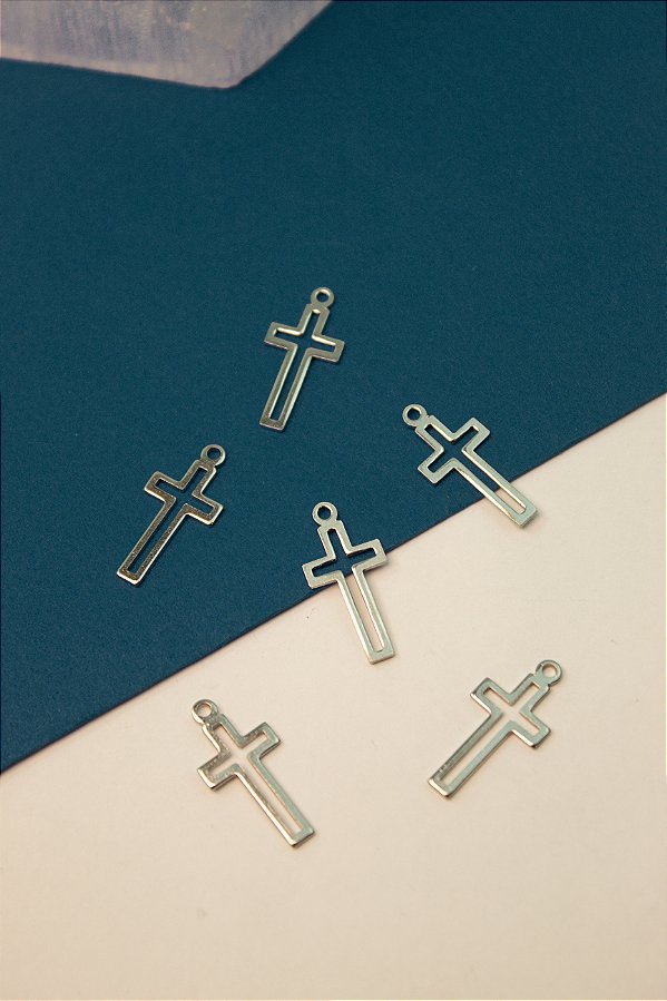 Pingente Cruz Aço Inox - 01 unid