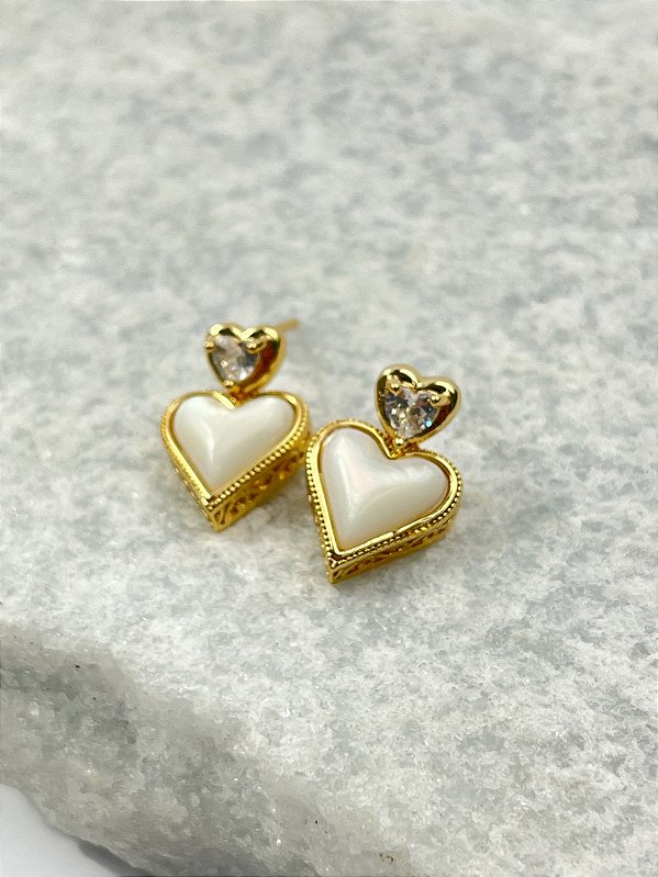 Brinco coração com Zirconia banho ouro com verniz - 1 par