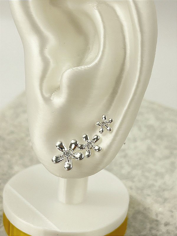 Trio Brinco Flor zirconia cristal Banho Prata 925 Semijoia - 50 milésimos com verniz italiano - 3 pares