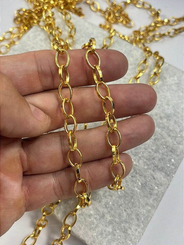 Corrente tipo Elo portugues banho ouro 2 milésimos com verniz - 1 metro
