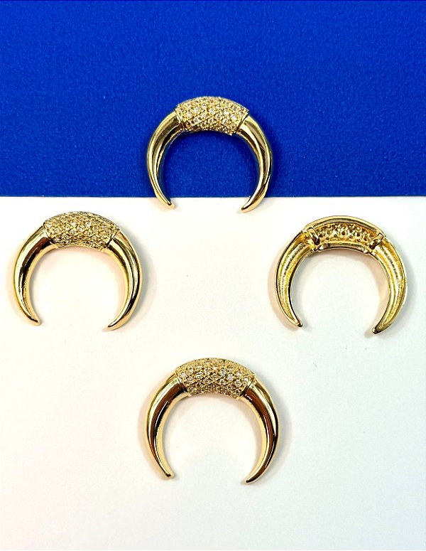 Pingente Boho com zirconia - 01 unid